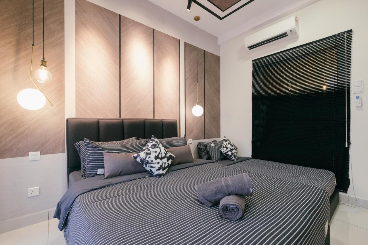 Arte Mont Kiara 3Pax Jacuzzi Pool Gym Near Mitec Matrade Apartment Kuala Lumpur Exterior photo